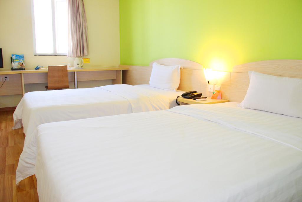 7Days Premium Guangzhou Tianhe Shipaiqiao Otel Oda fotoğraf